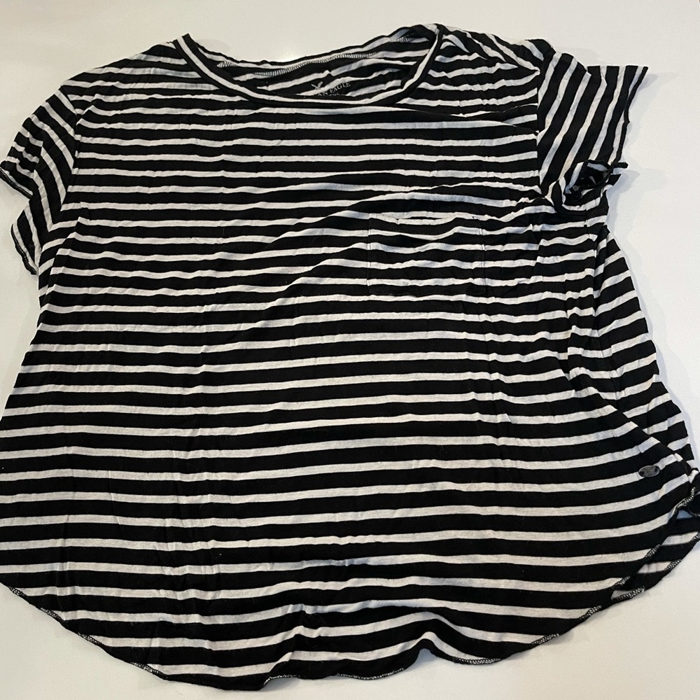 American Eagle Black and White Striped T-shirt
